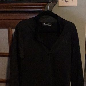 Men’s Coldgear under Armour pull over with 1/4 zipper. Like new.
